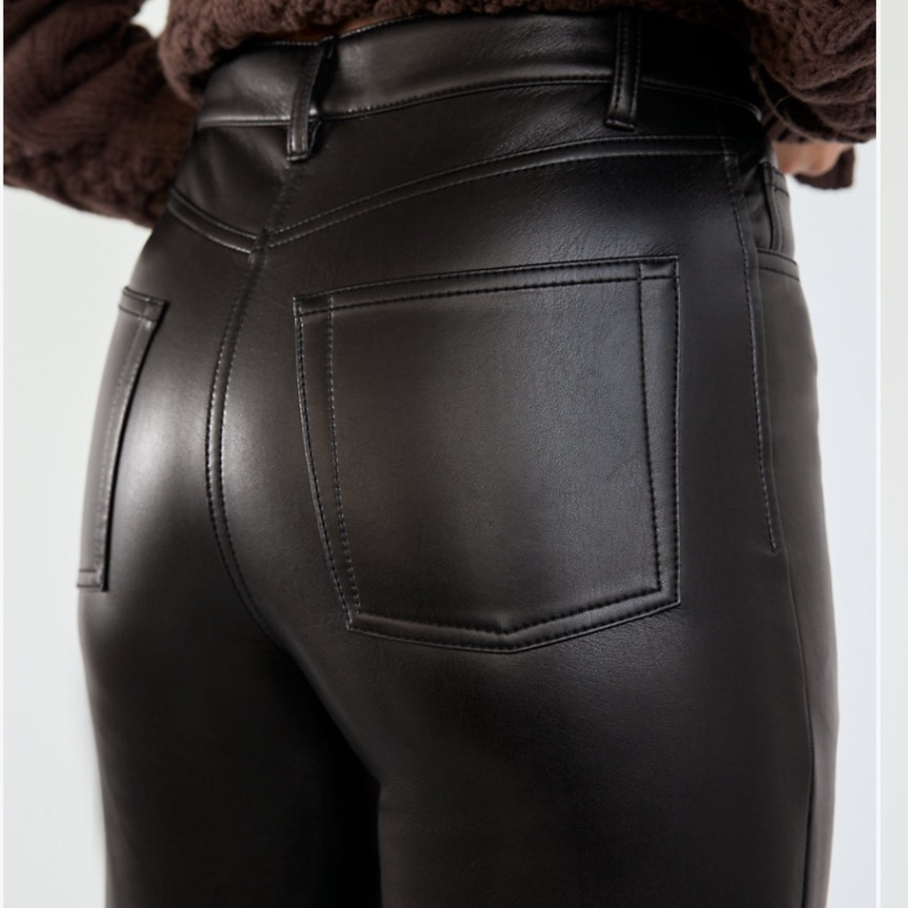 Wilfred Melina Pant